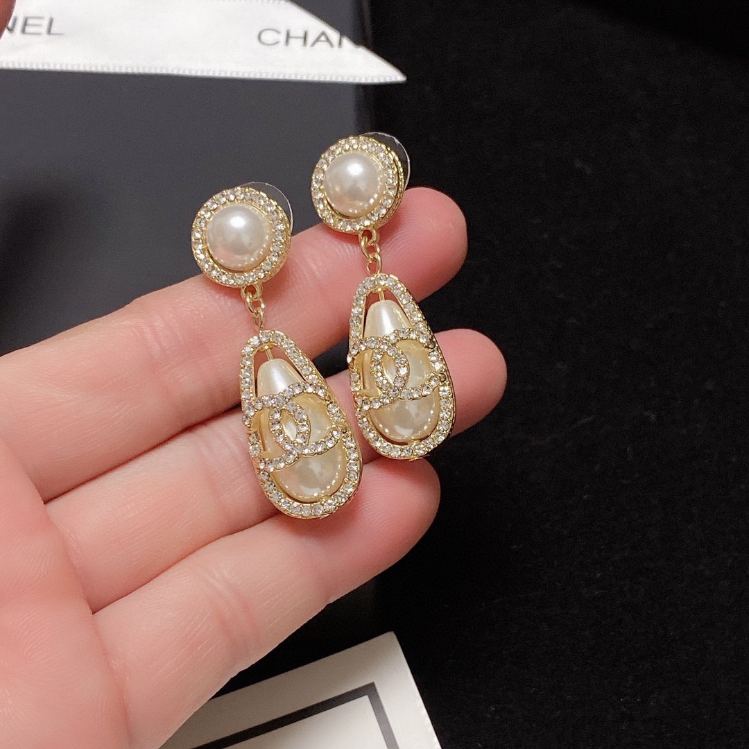 Chanel Earrings - Soul Replicas