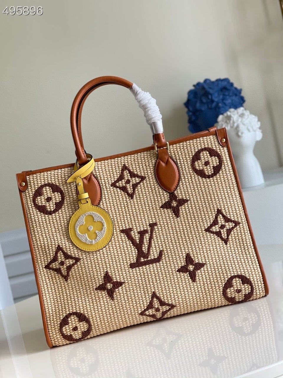 Louis Vuitton OnTheGo MM Tote Bag Monogram Raffia Tan For Women. Women's Handbags. Shoulder Bags 13.8in/35cm LV M57707 - Soul Replicas