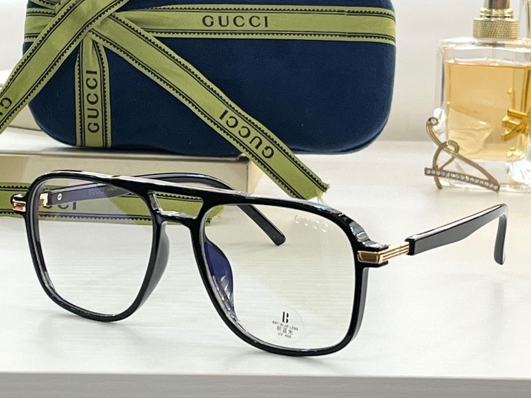 Gucci Navigator Frame Sunglasses - Soul Replicas