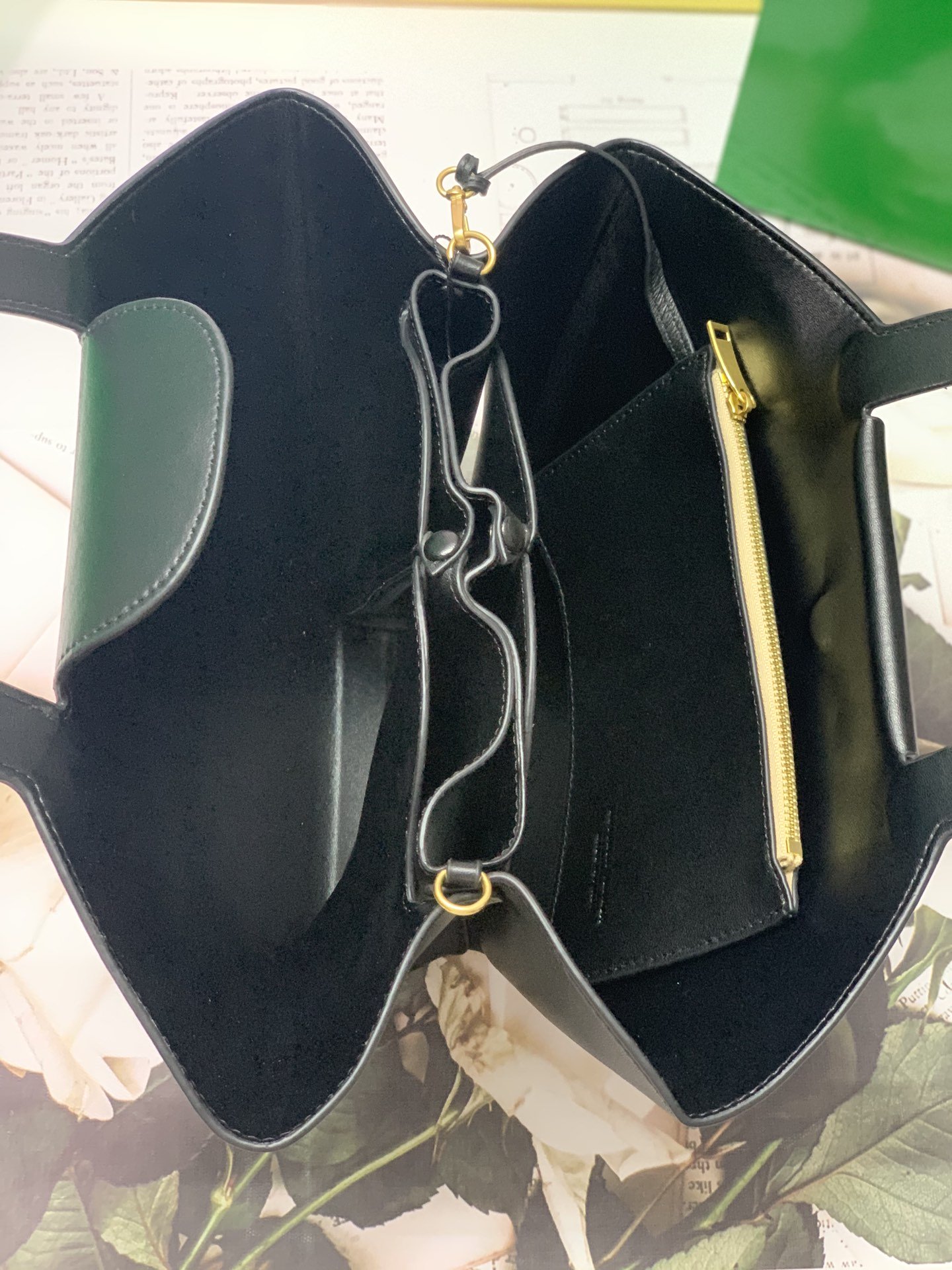 Bottega Veneta Handle Bag Black. For Women. Women's Bags 12.6in/32cm - Soul Replicas