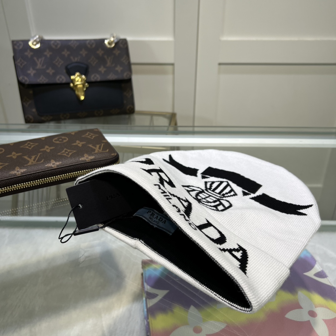 Prada Beanie In White - Soul Replicas