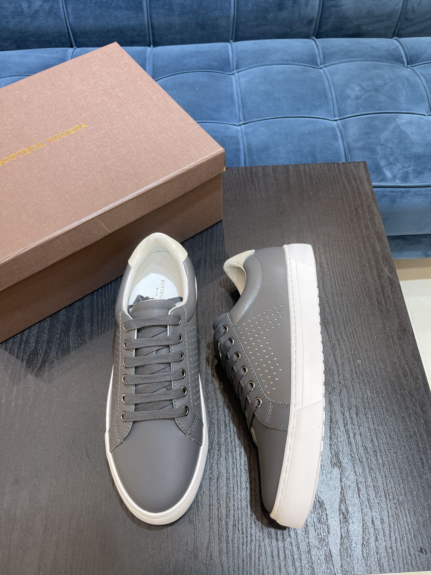 Bottega Veneta Men's Sneakers Grey For Men - Soul Replicas