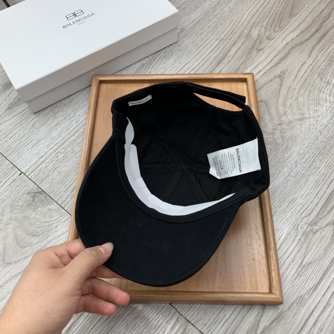 Balenciaga Logo Cap In Black - Soul Replicas