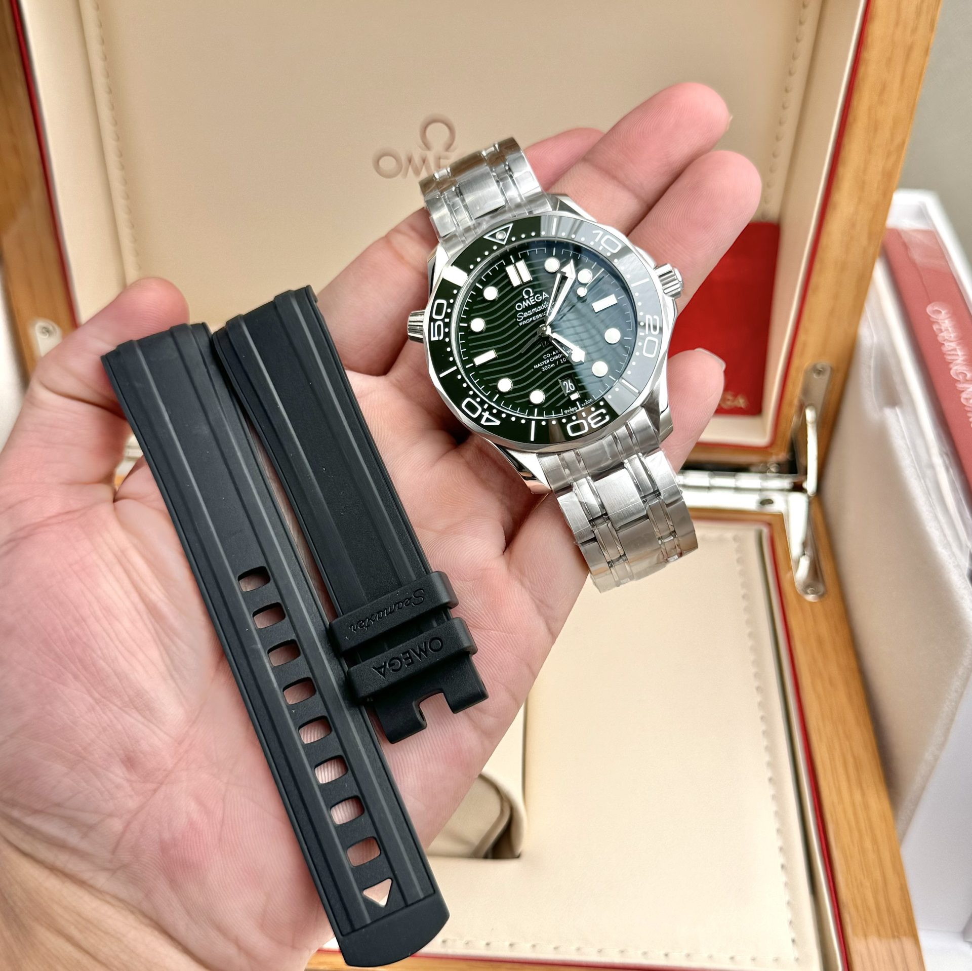 Omega Best Replica Watch Seamaster Diver 300M Dial Green VS Factory 42mm - Soul Replicas