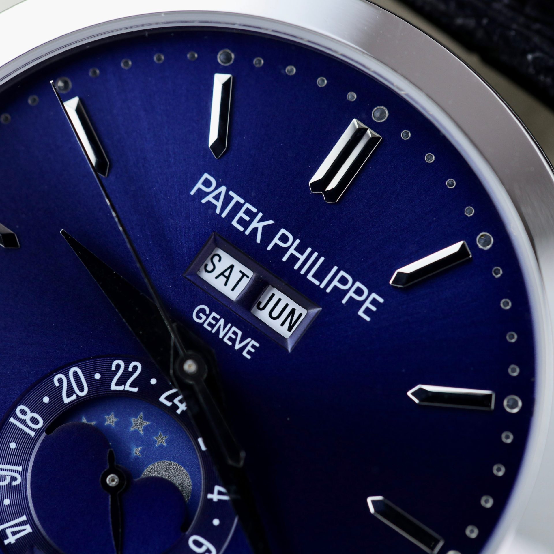 Patek Philippe Replica Watch Complications 5396G Dial Blue 38.5mm - Soul Replicas