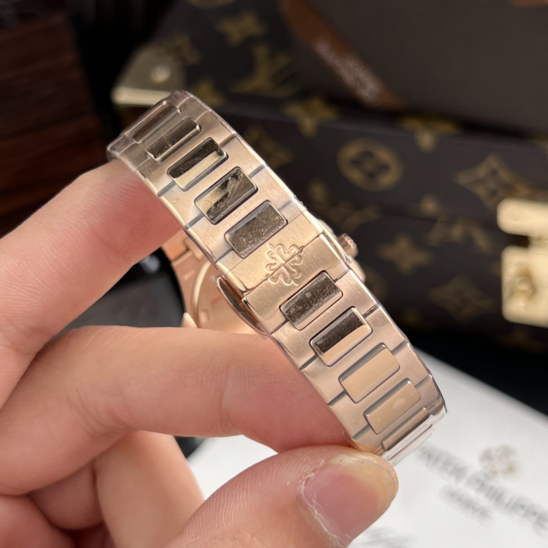 Patek Philippe Replica Watch Nautilus 7010 White Dial Womens GR Factory 32mm - Soul Replicas