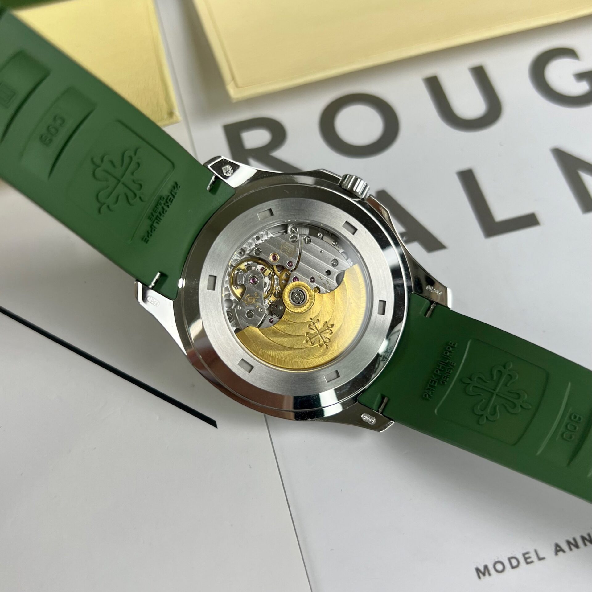 Patek Philippe Aquanaut 5168G Replica 1:1 Watch Green 42.2mm - Soul Replicas