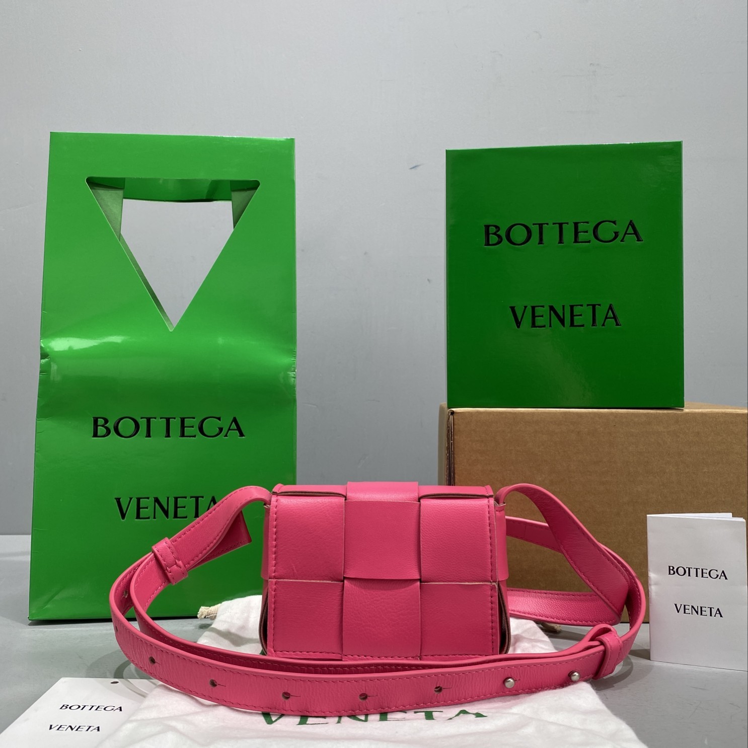 Bottega Veneta Candy Cassette Pink. For Women. Women-s Bags 4.7in/12cm 666688VMAY16419 - Soul Replicas