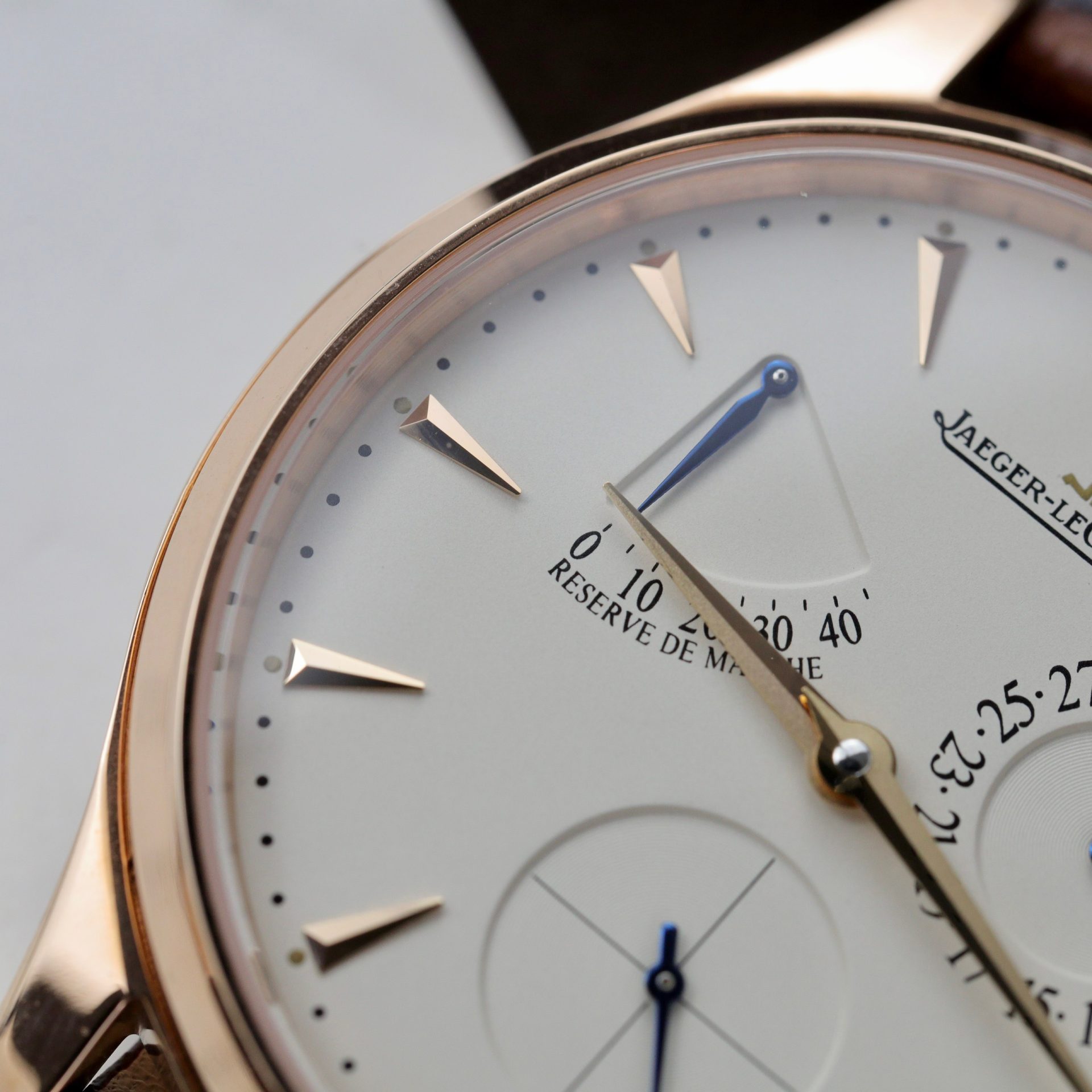 Jaeger Lecoultre Replica Watch Master Ultra Thin Rose Gold ZF Factory 39mm - Soul Replicas