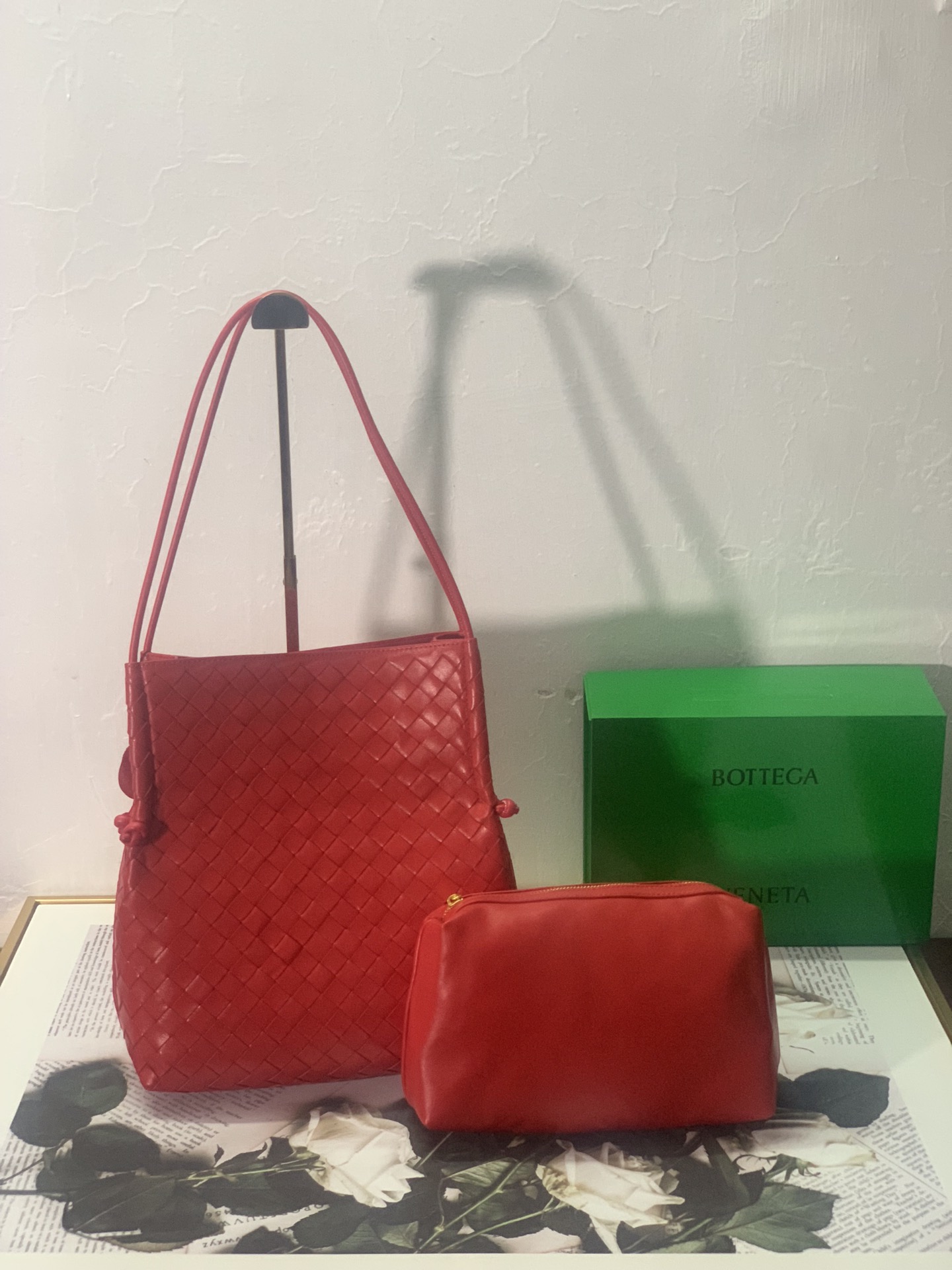 Bottega Veneta Handle Bag Red. For Women. Women's Bags 12.6in/32cm - Soul Replicas