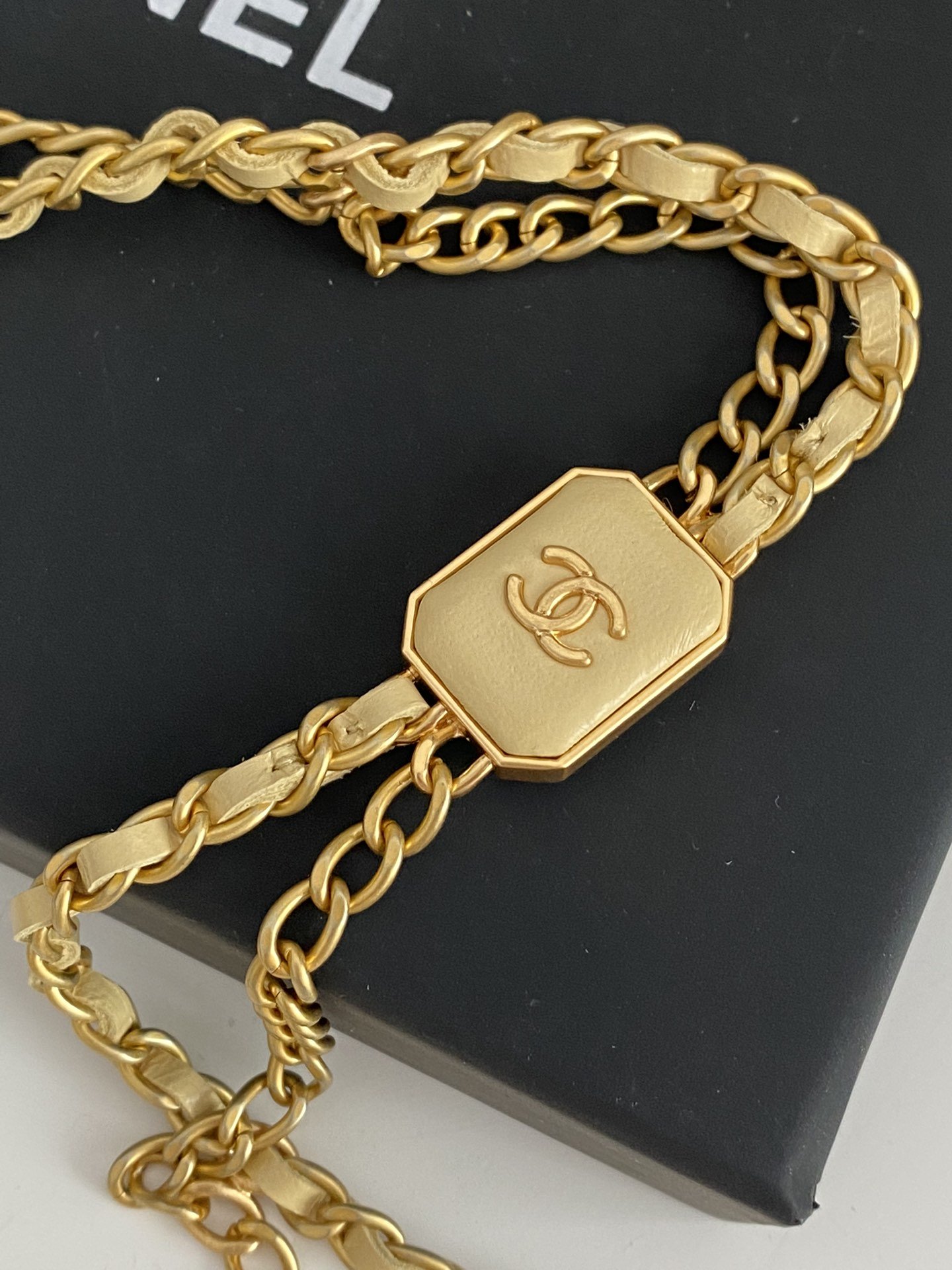 ChanelSmall Vanity With Chain Yellow For Women. Women-s Bags 4.3in/11cm - Soul Replicas