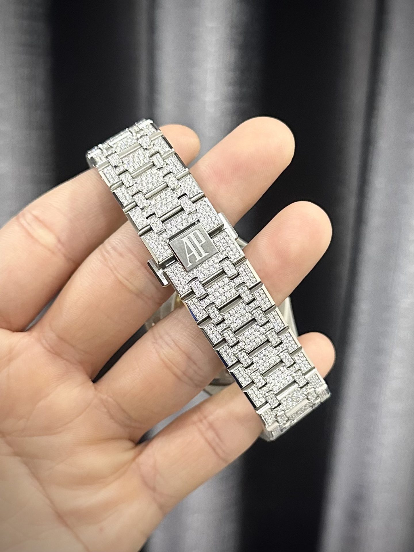 Audemars Piguet Best Replica Watch Royal Oak Custom Moissanite Diamonds 41mm - Soul Replicas