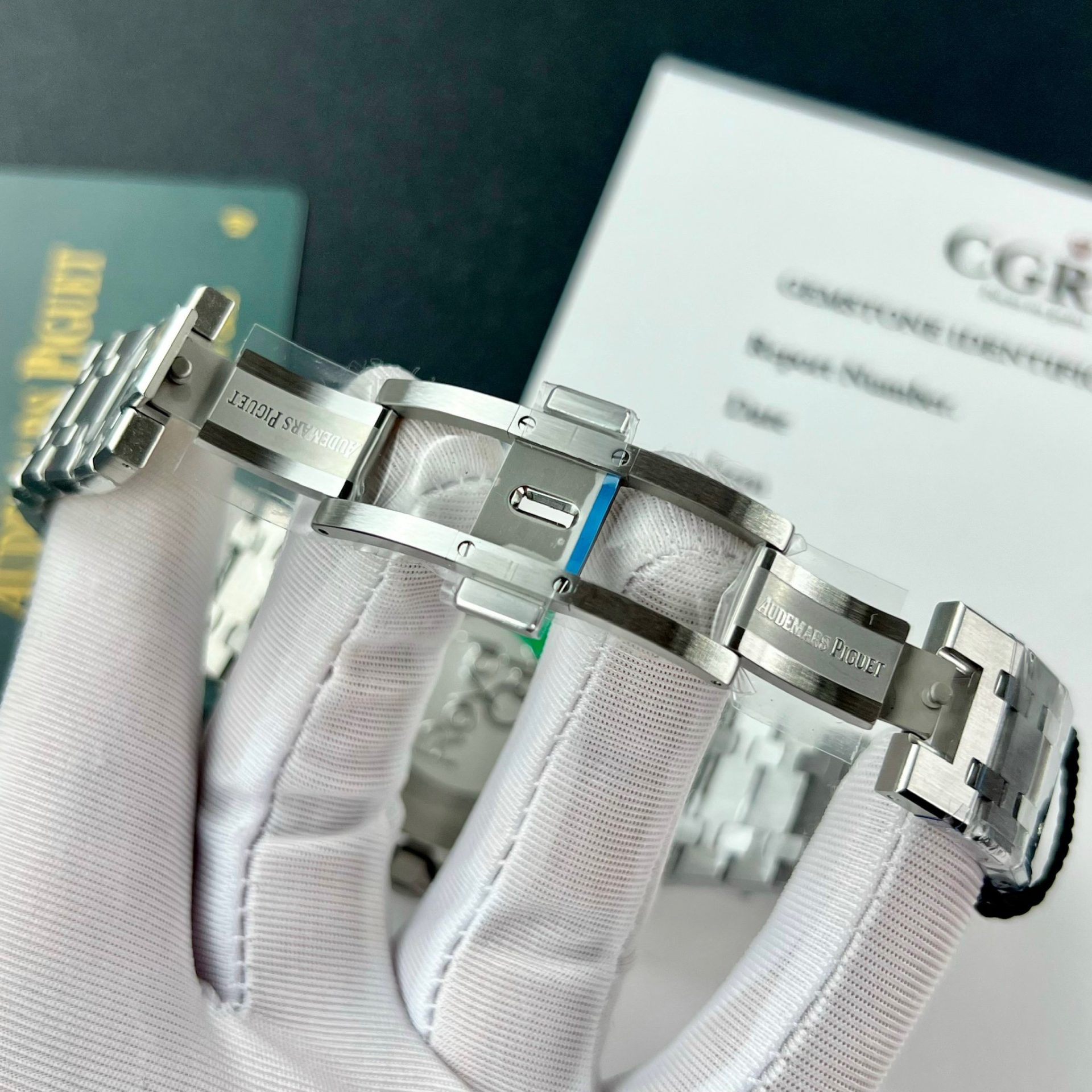 Audemars Piguet Royal Oak 26715ST Blue Dial Replica Watch ZF Factory 38mm - Soul Replicas