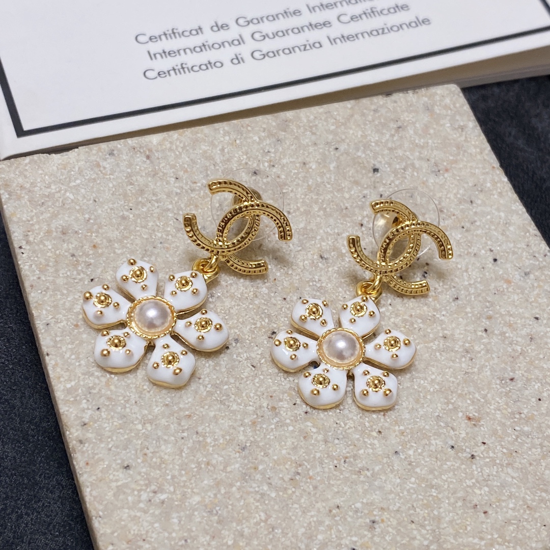 Chanel Earrings - Soul Replicas