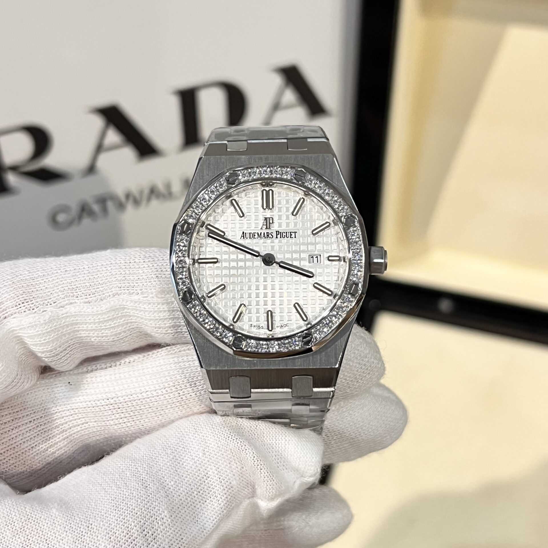 Audemars Piguet Replica Watch Women-s White Dial 33mm - Soul Replicas