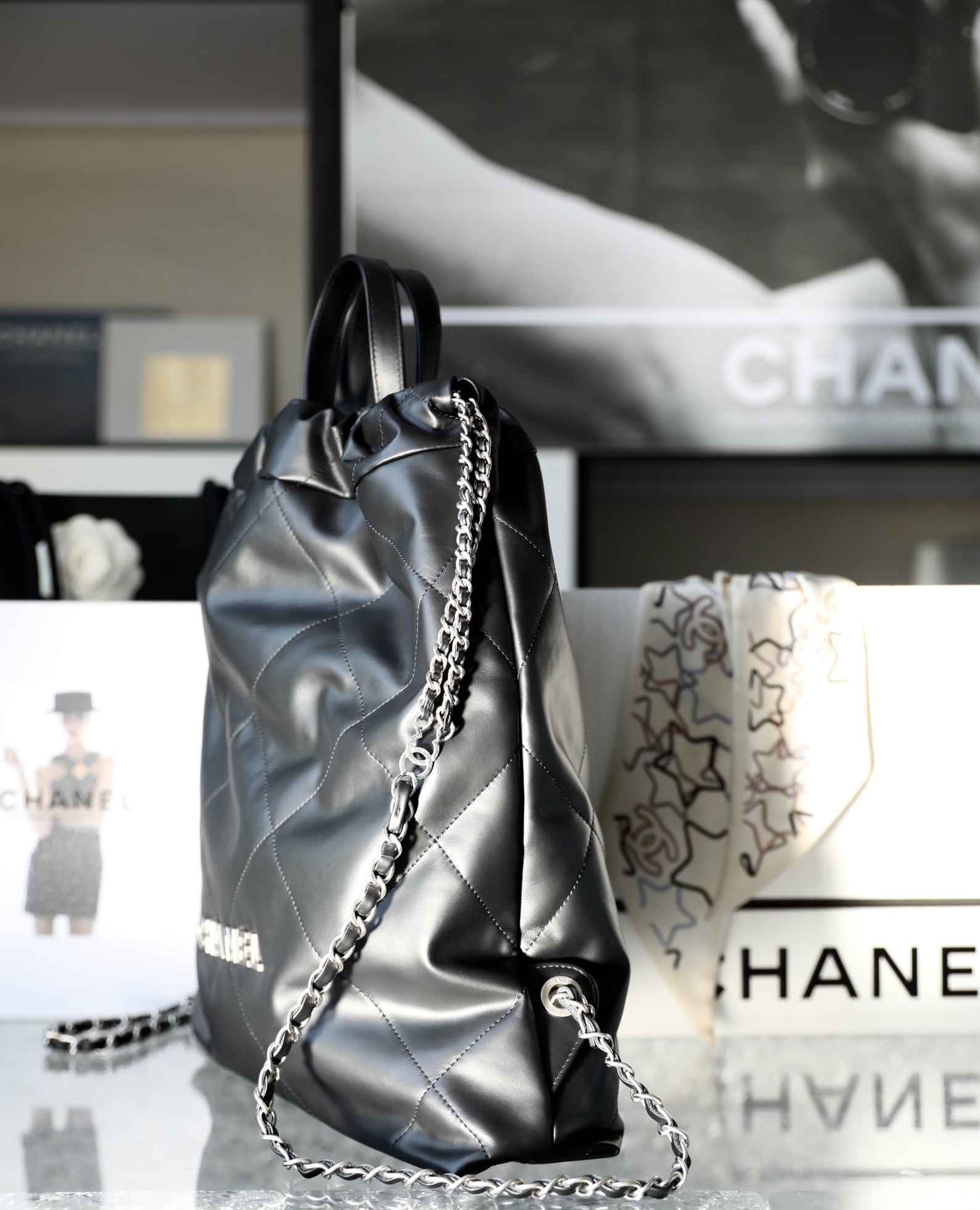 ChanelLarge Chanel22 Backpack Black For Women. Women-s Bags 19.9in/51cm AS3313 B08037 NH627 - Soul Replicas