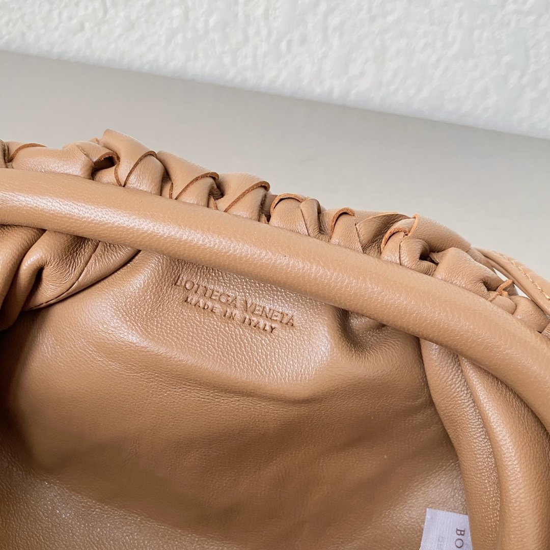 Bottega Veneta Mini Pouch Caramel. For Women. Women-s Bags 8.6in/22cm 585852VCPP19850 - Soul Replicas