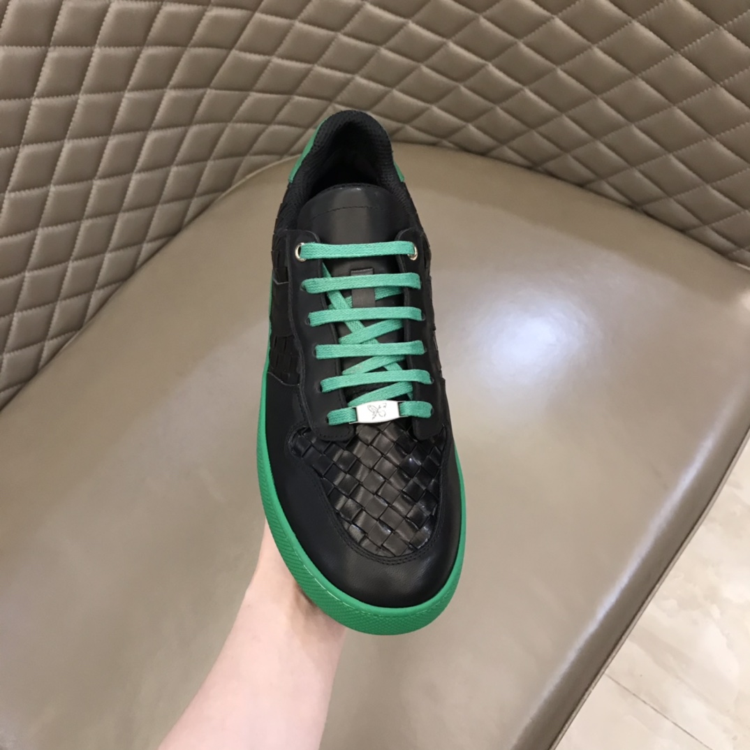 Bottega Veneta Men's With Wave Line Sneakers Black And Green For Men - Soul Replicas