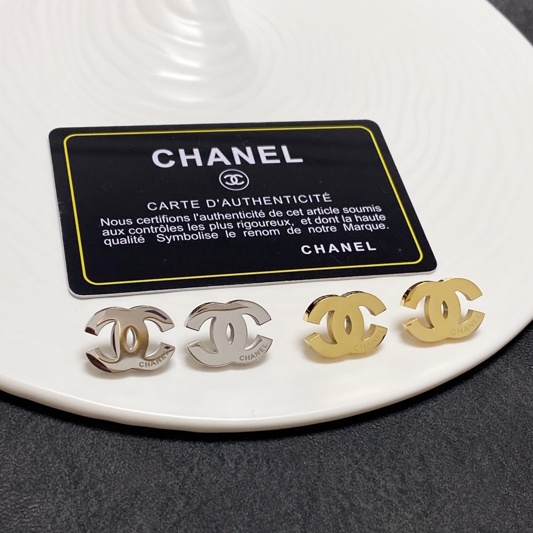 Chanel Earrings - Soul Replicas