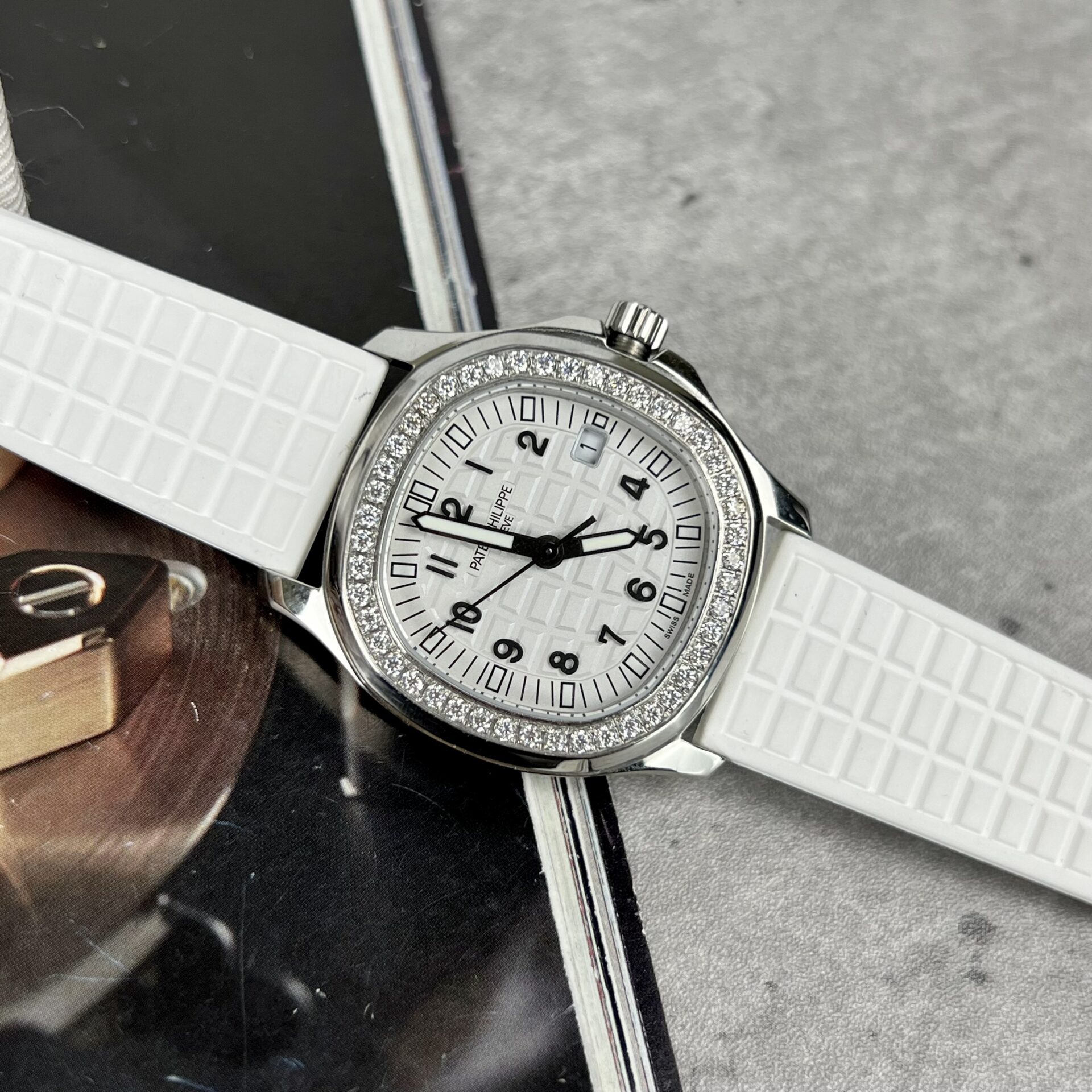 Patek Philippe Aquanaut 5067A Replica Watch With Moissanite Diamond 35.6mm - Soul Replicas