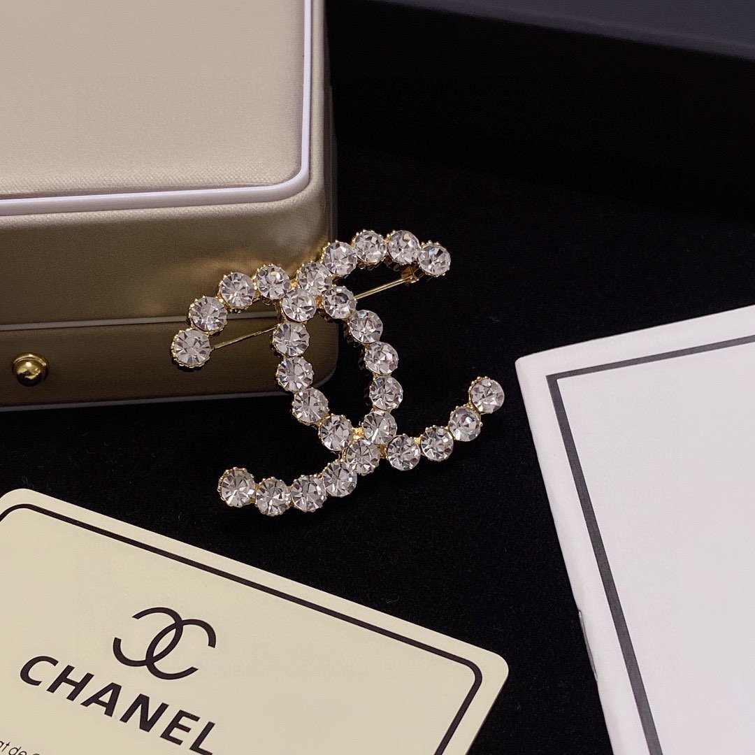 Chanel Brooch - Soul Replicas