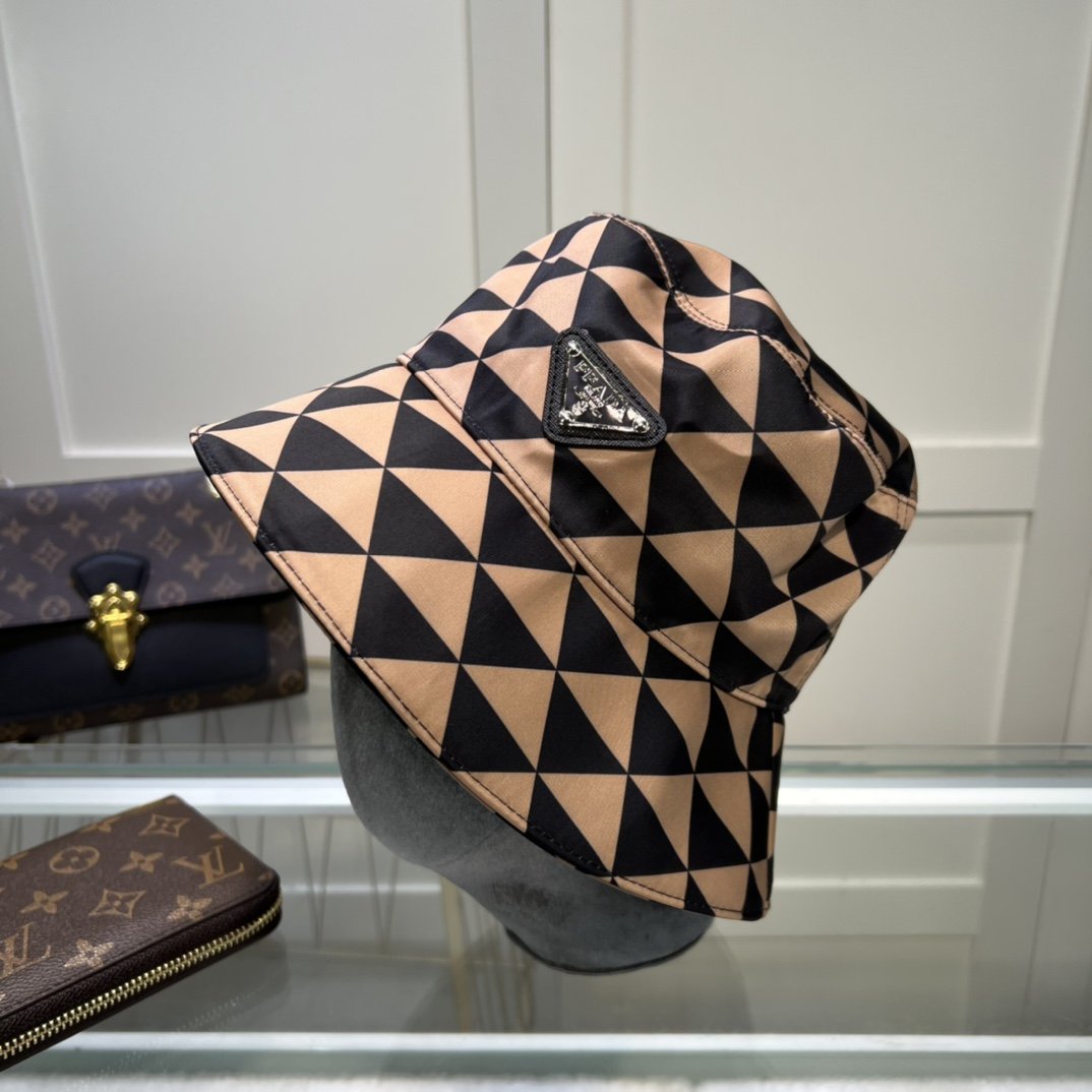 Prada Re-Nylon Bucket Hat Black/Beige Prada Hat - Soul Replicas