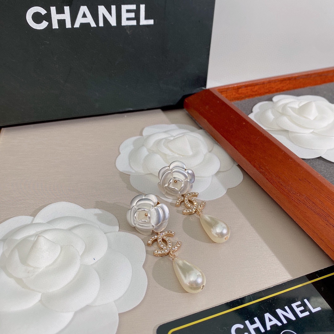 Chanel Earrings - Soul Replicas