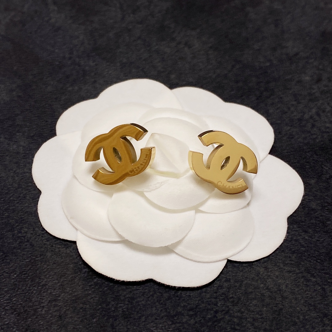 Chanel Earrings - Soul Replicas