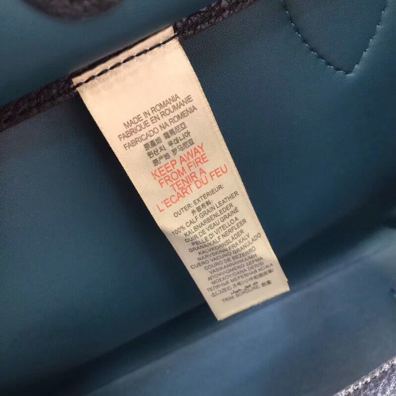 Burberry Small Triple Stud Belt Bag Black For Women. Women-s Bags 14in/36cm - Soul Replicas