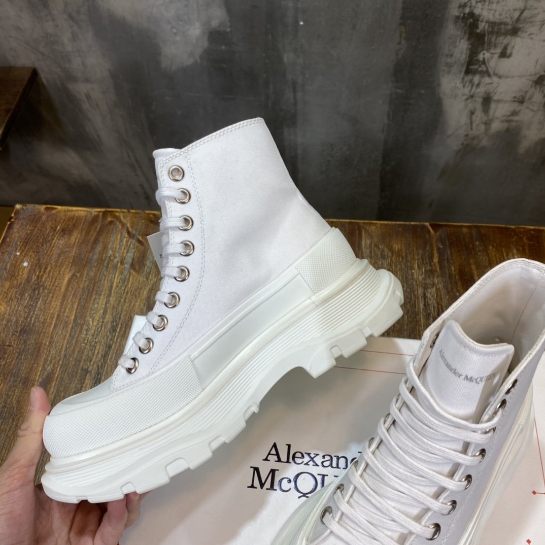 Alexander McQueen Tread Slick Boot Cotton White For Women 604254W4MV29000 - Soul Replicas