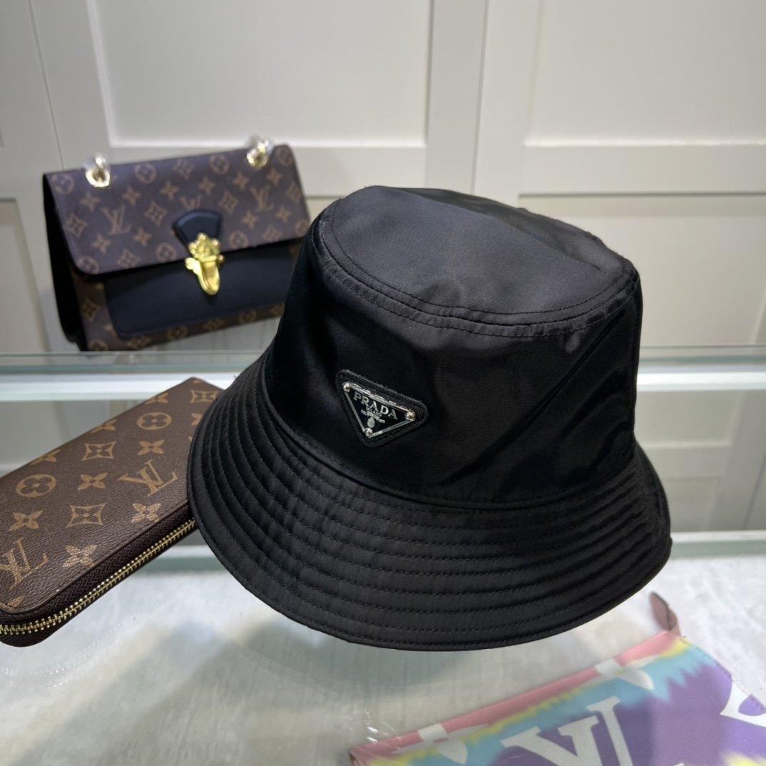 Prada Re-Nylon Bucket Hat Black Prada Hat 1HC137_2DMI_F0002 - Soul Replicas