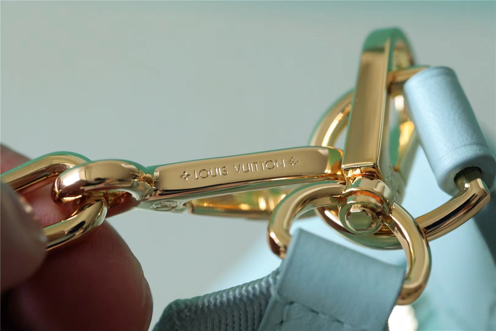 Louis Vuitton Over The Moon Monogram Vert D-Eau Green For Women. Women-s Handbags. Shoulder and Crossbody Bags 10.8in/27.5cm LV M20857 - Soul Replicas