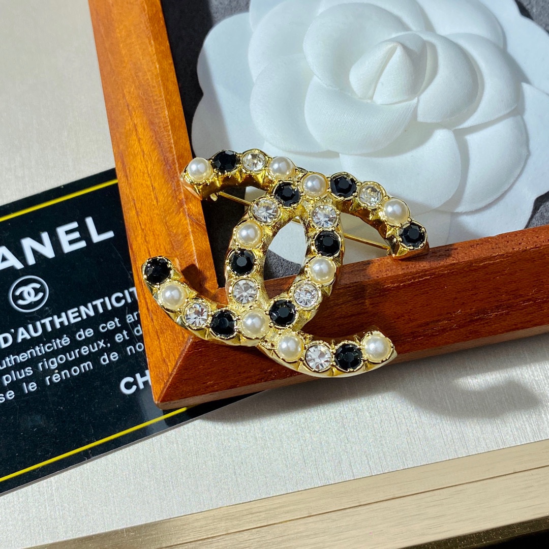 Chanel Brooch - Soul Replicas