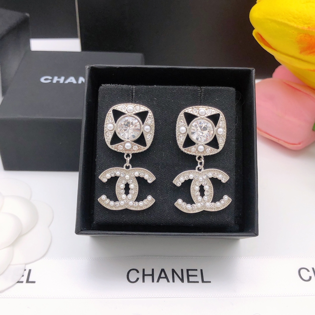 Chanel Earrings - Soul Replicas