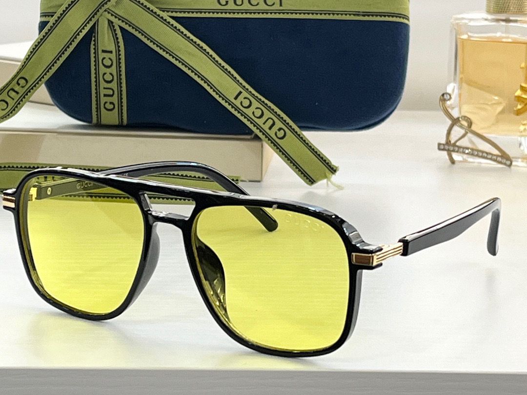 Gucci Navigator Frame Sunglasses - Soul Replicas
