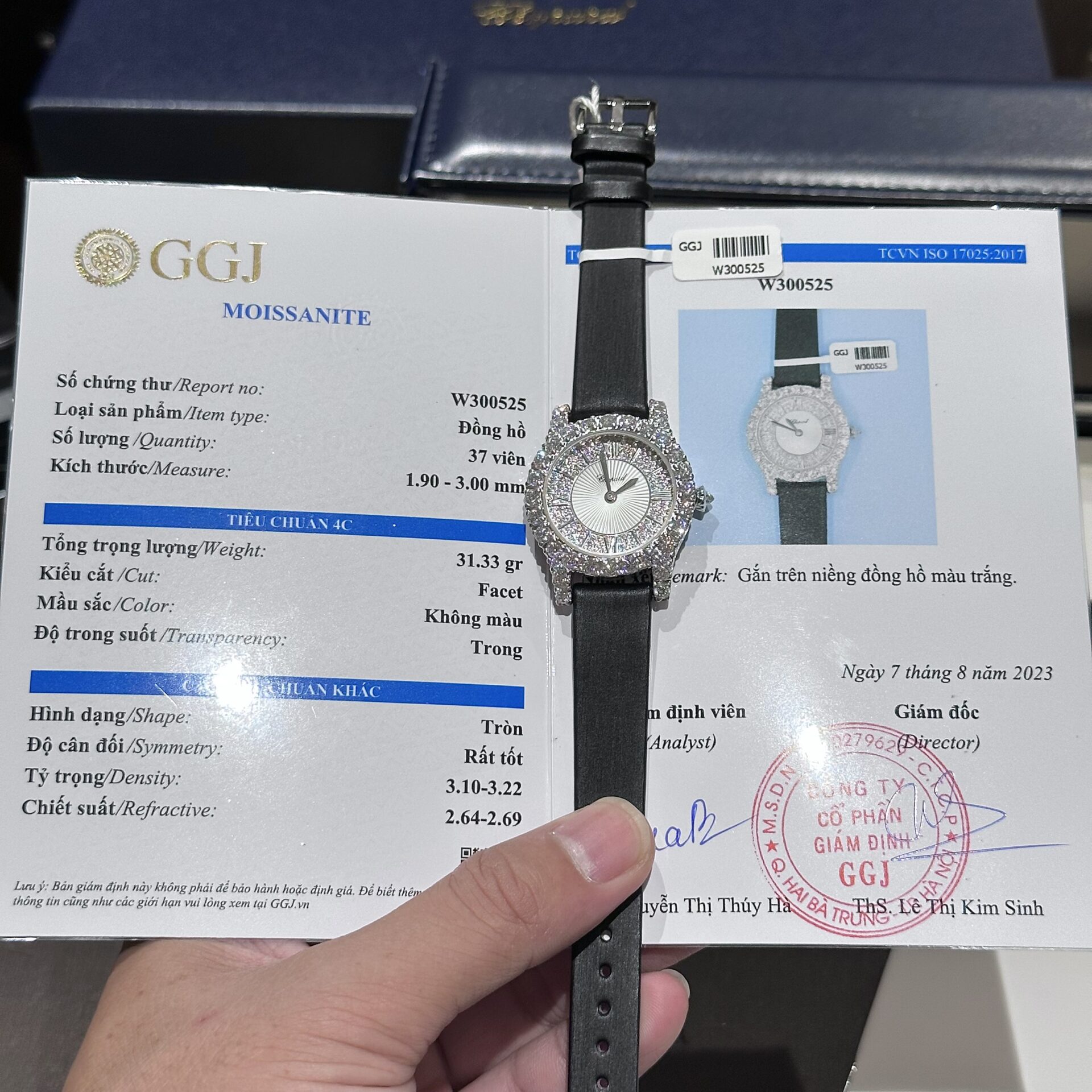 Chopard Replica Watch With Moissanite Diamond Leather Strap 30mm - Soul Replicas