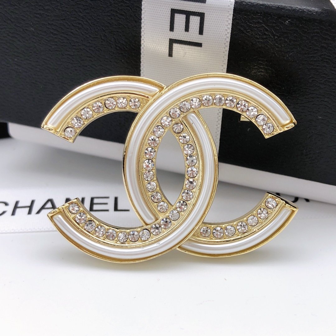 Chanel Brooch - Soul Replicas
