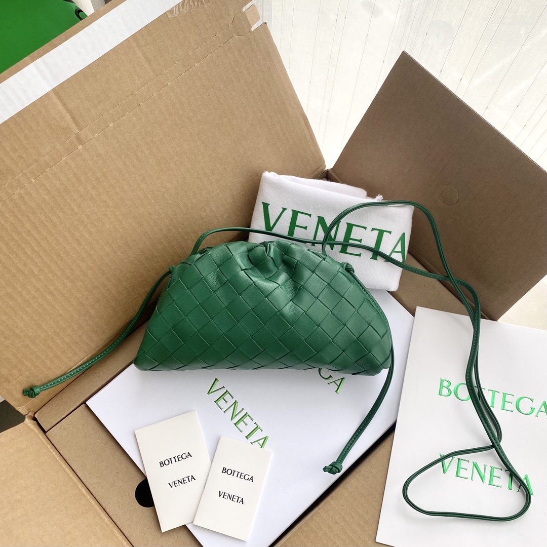Bottega Veneta Mini Pouch Green. For Women. Women-s Bags 8.6in/22cm - Soul Replicas