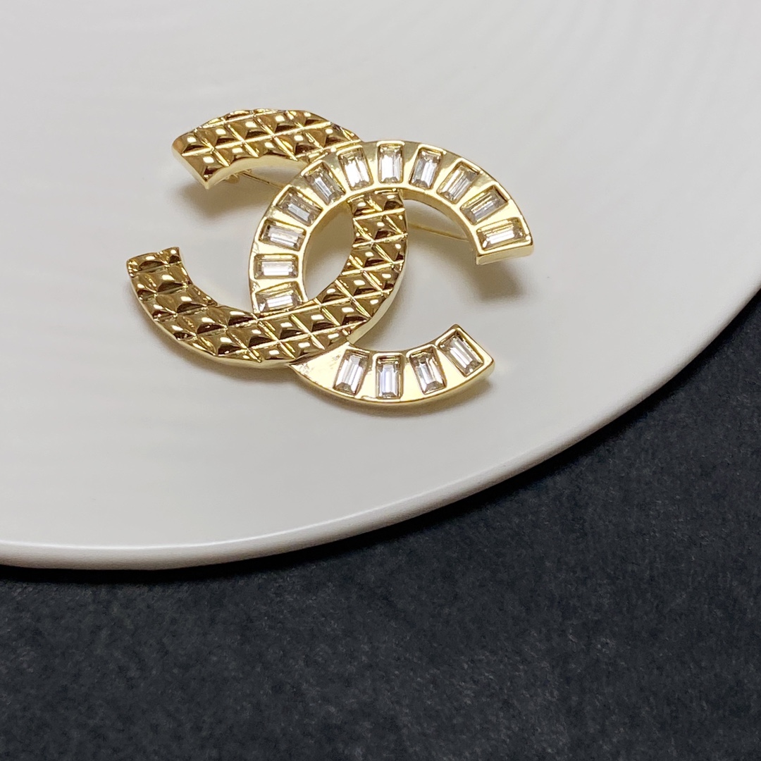 Chanel Brooch - Soul Replicas