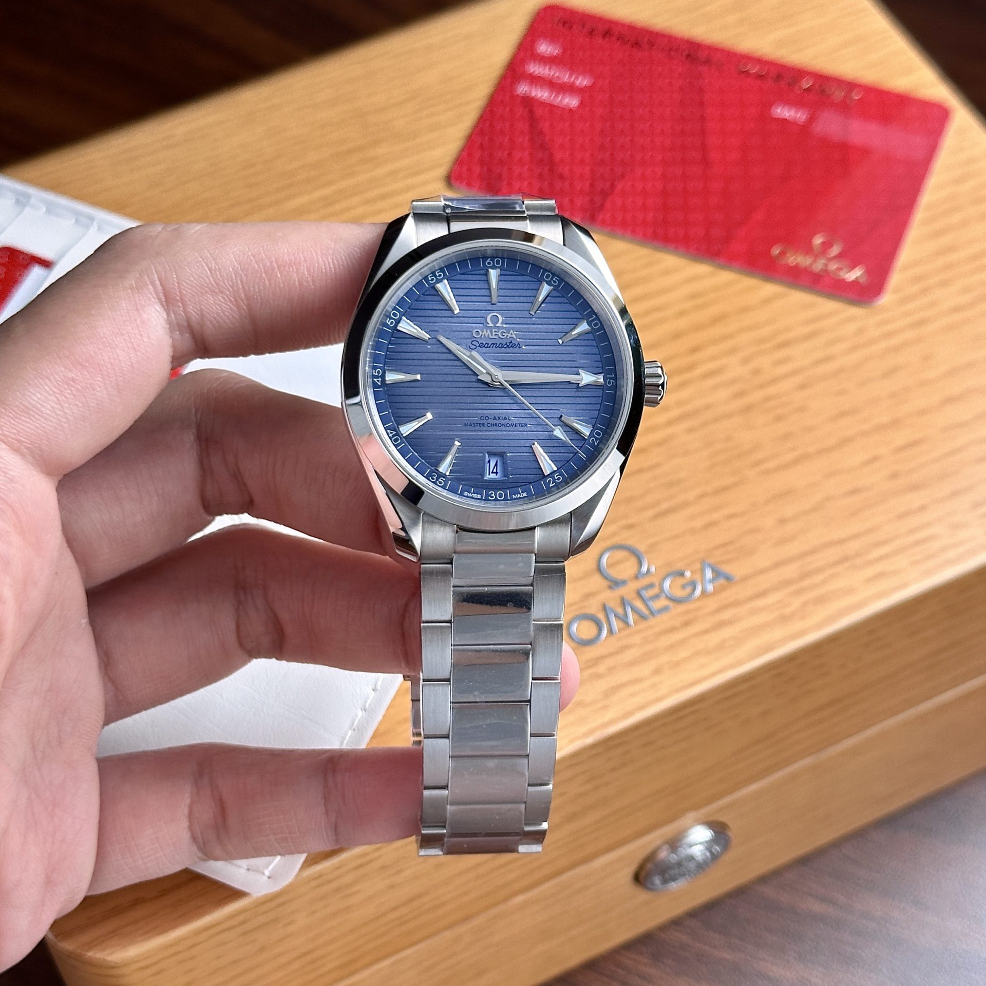 Omega Seamaster Summer Blue Dial Replica Watch VS Factory 41mm - Soul Replicas