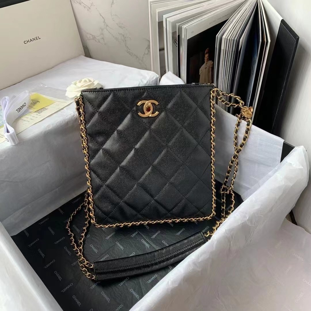 ChanelSmall Shopping Bag Black For Women. Women-s Bags 9.1in/23cm AS3470 B08850 94305 - Soul Replicas