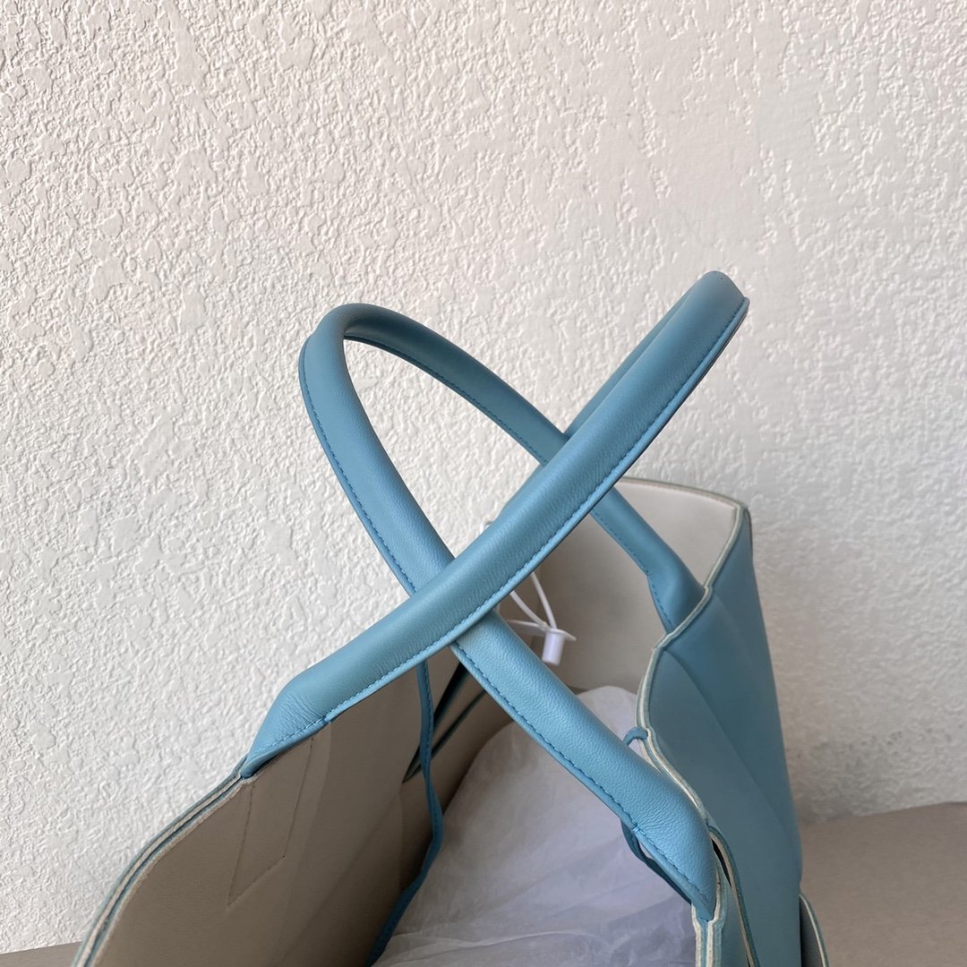 Bottega Veneta Arco Tote Bag For Women 16.14in/41cm In Blue - Soul Replicas