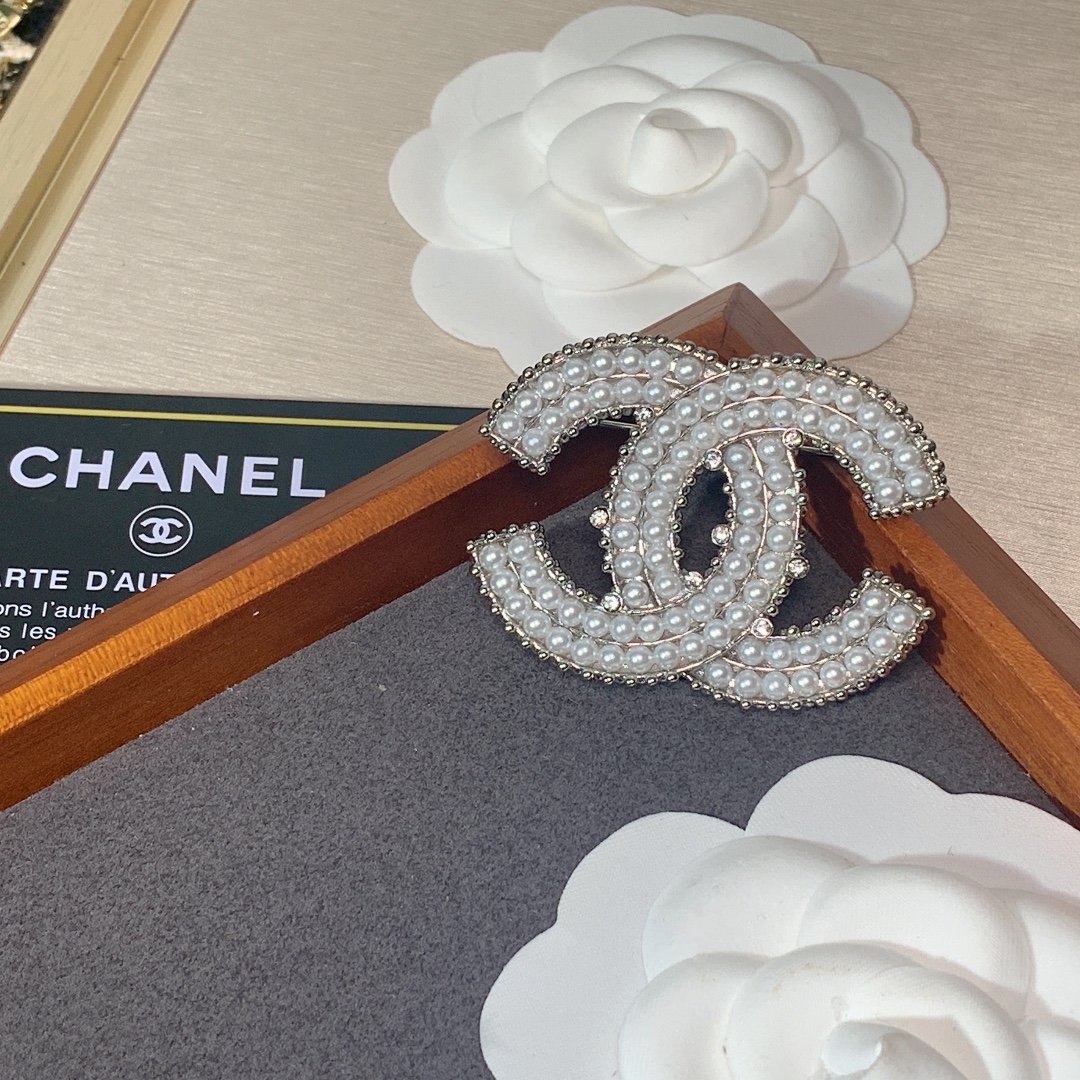 Chanel Brooch - Soul Replicas