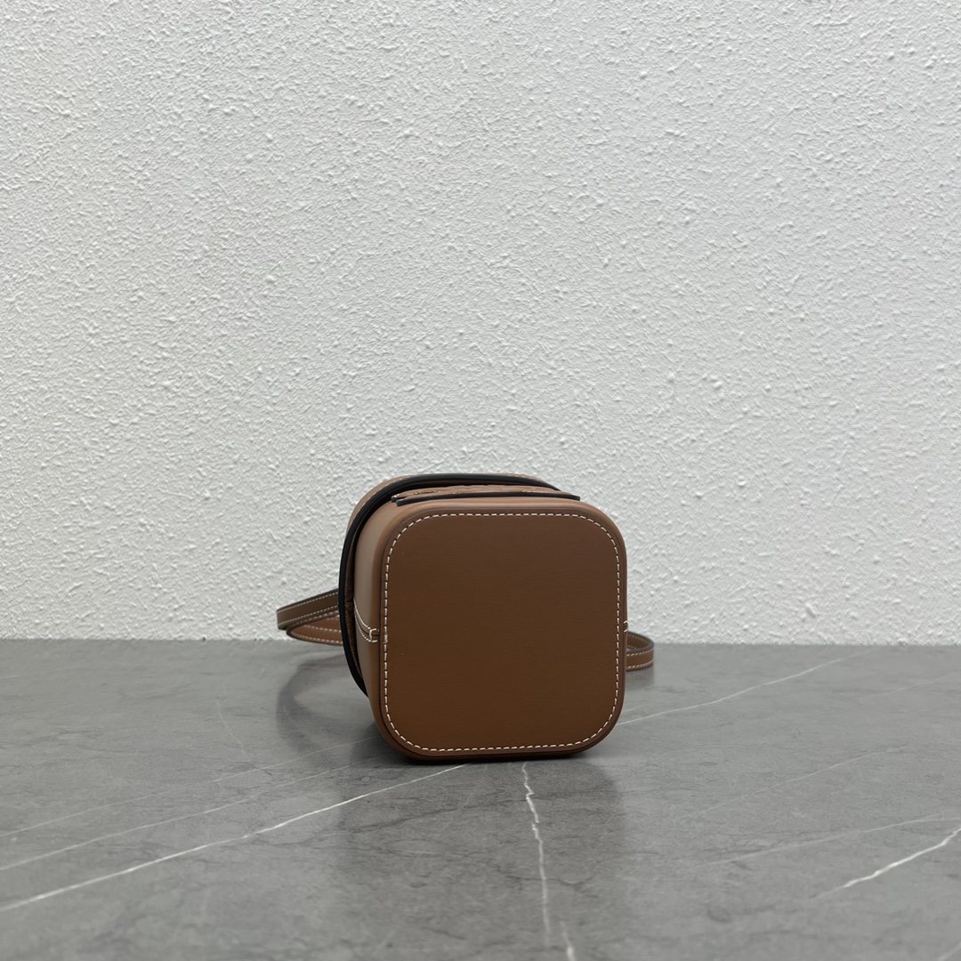 Celine Small Box Cuir Triomphe Brown For Women 4in/11cm 199263DU3.04LU - Soul Replicas