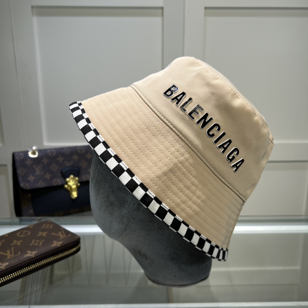 Balenciaga Bucket Hat Cream Hat - Soul Replicas