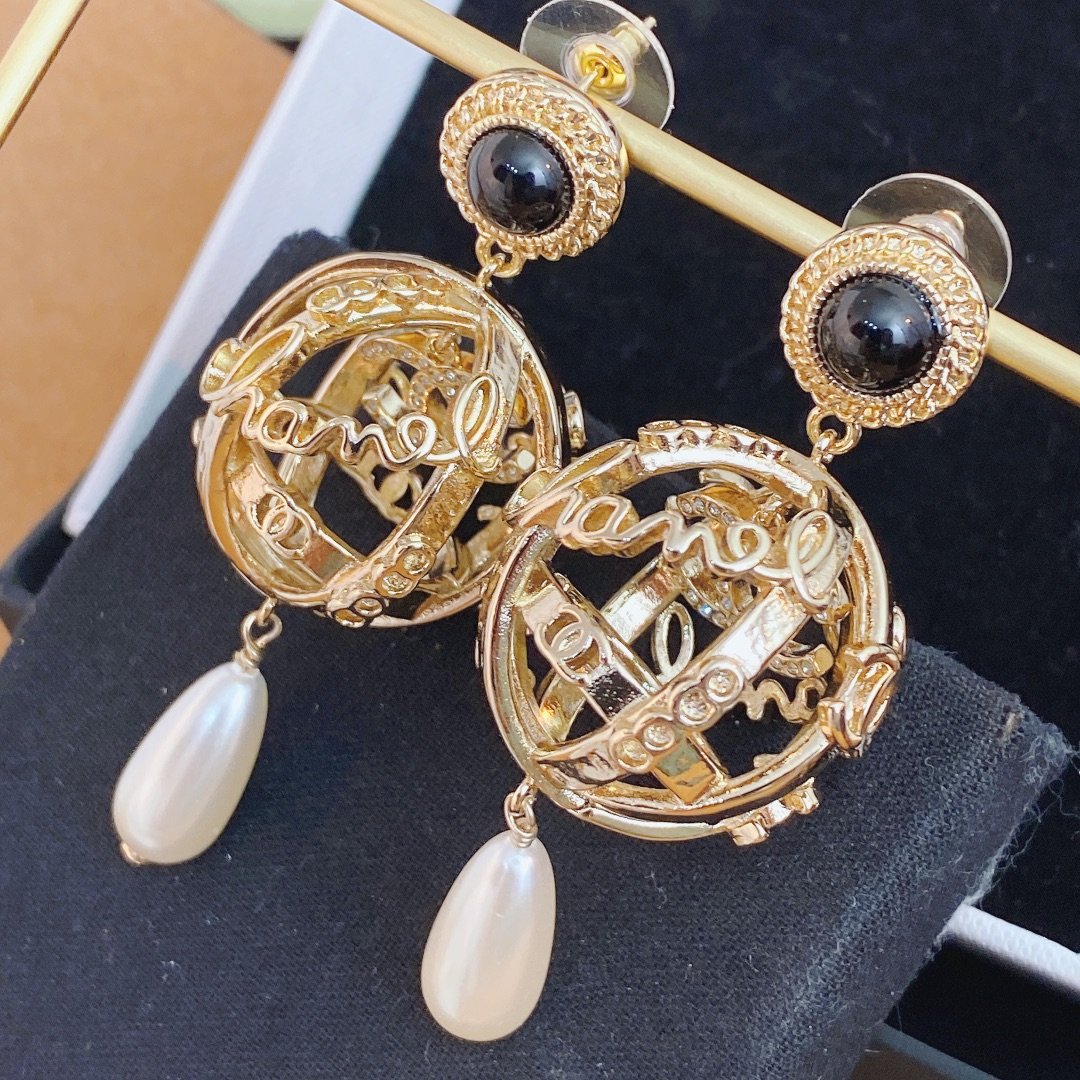 Chanel Earrings - Soul Replicas