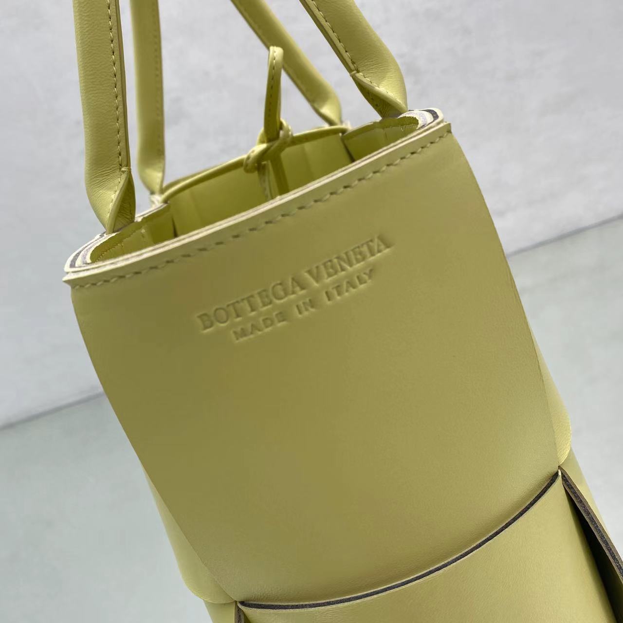 Bottega Veneta Small Arco Tote Bag Yellow. For Women. Women-s Bags 14.2in/36cm - Soul Replicas