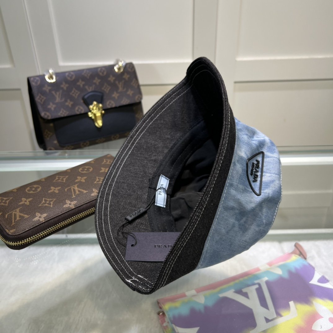 Prada Re-Nylon Bucket Hat Black/Light Blue Prada Hat - Soul Replicas