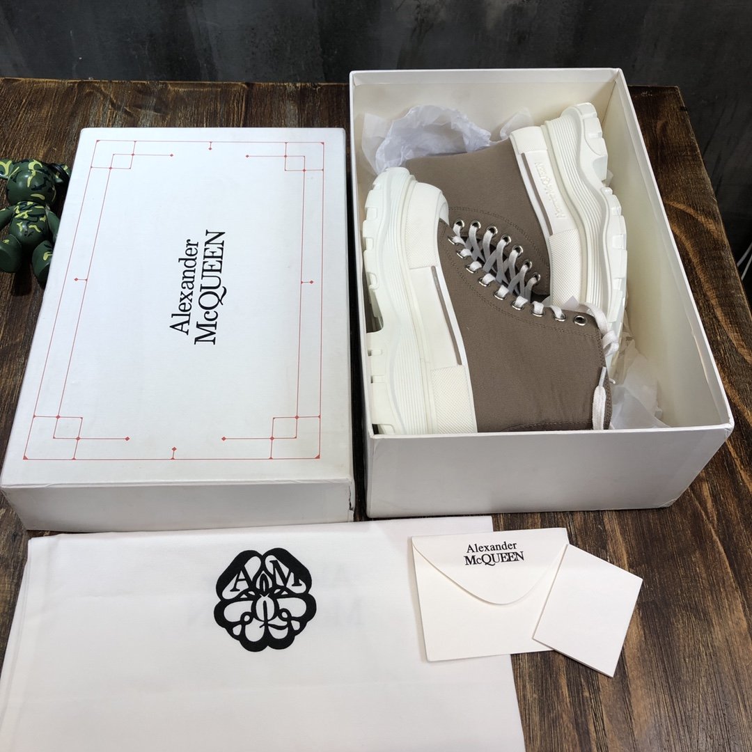 Alexander McQueen Tread Slick Boot Cotton Brown For Women - Soul Replicas