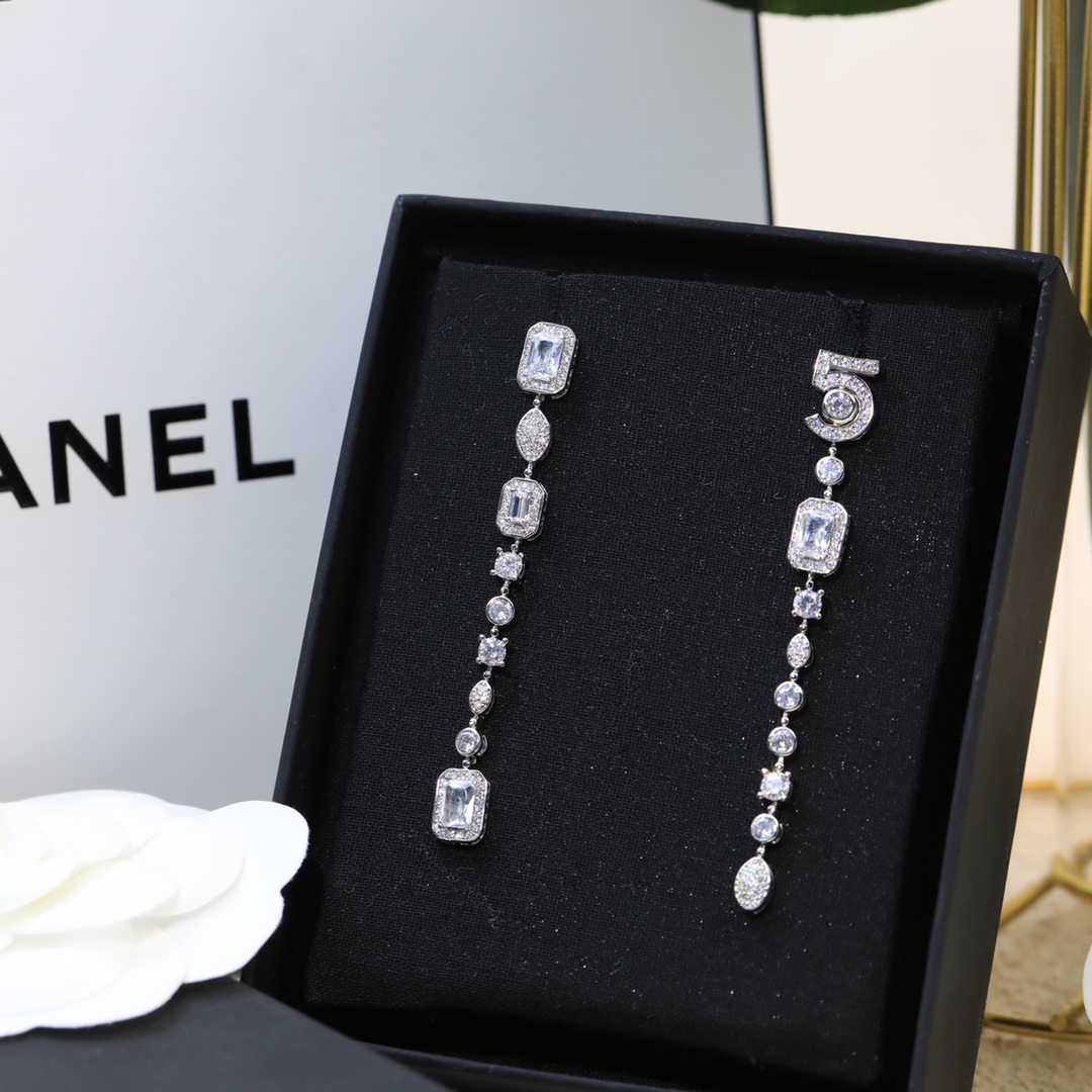 Chanel Earrings - Soul Replicas